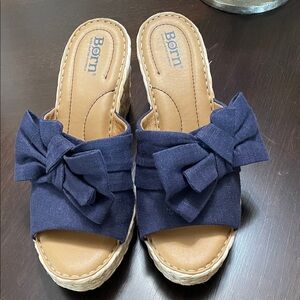 Born Women's Navy and Tan wedge sandals with Bow